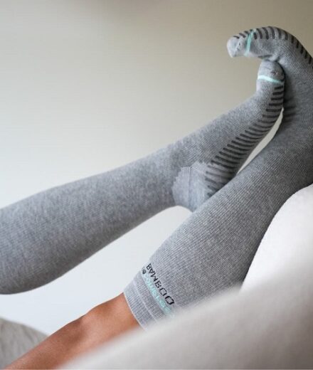 OneCompress: The Ultimate Solution for Everyday Pain Relief and Recovery